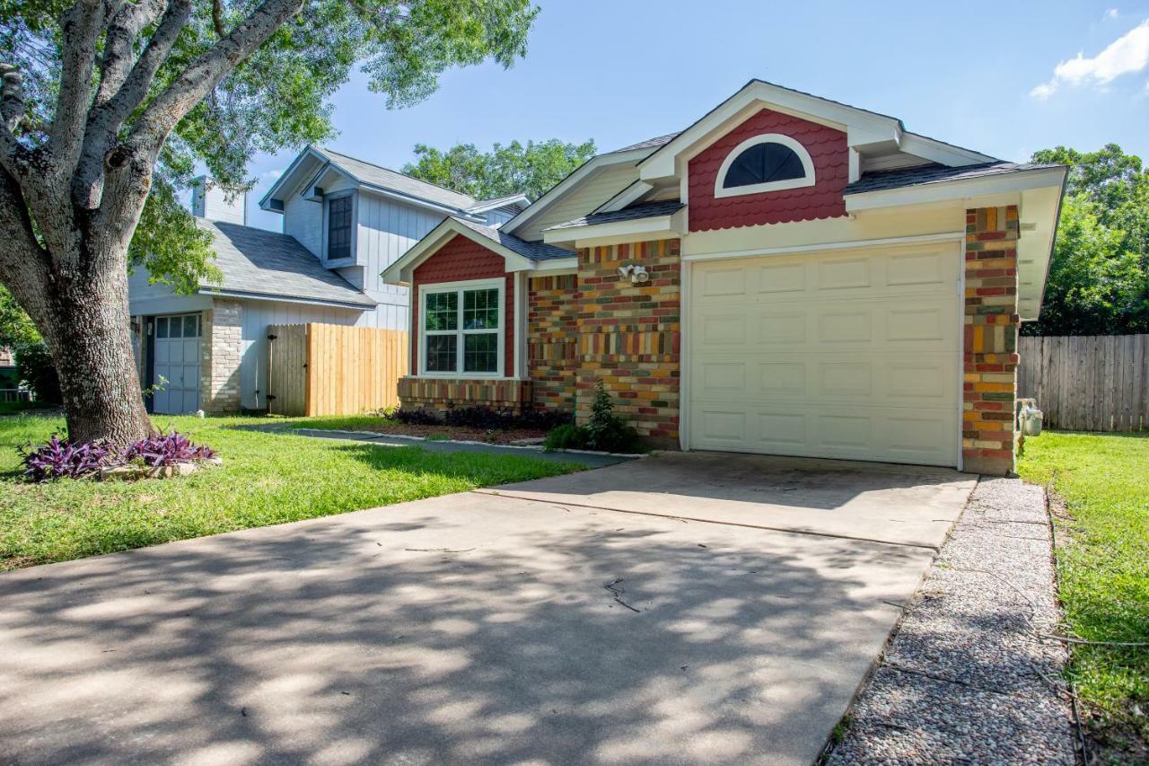 Comfortable, Family And Business Friendly 2Bd/2Ba House In North Austin Ngoại thất bức ảnh
