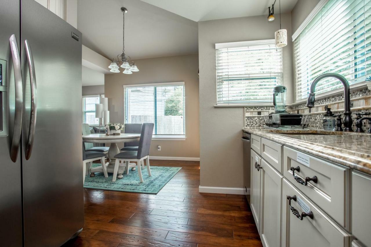 Comfortable, Family And Business Friendly 2Bd/2Ba House In North Austin Ngoại thất bức ảnh